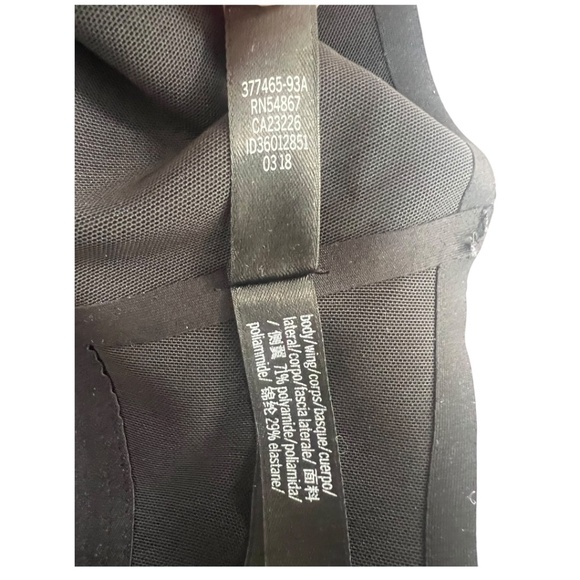 Victoria’s Secret Sport Ultra Light Sports Bra Black Medium EUC - Picture 4 of 4